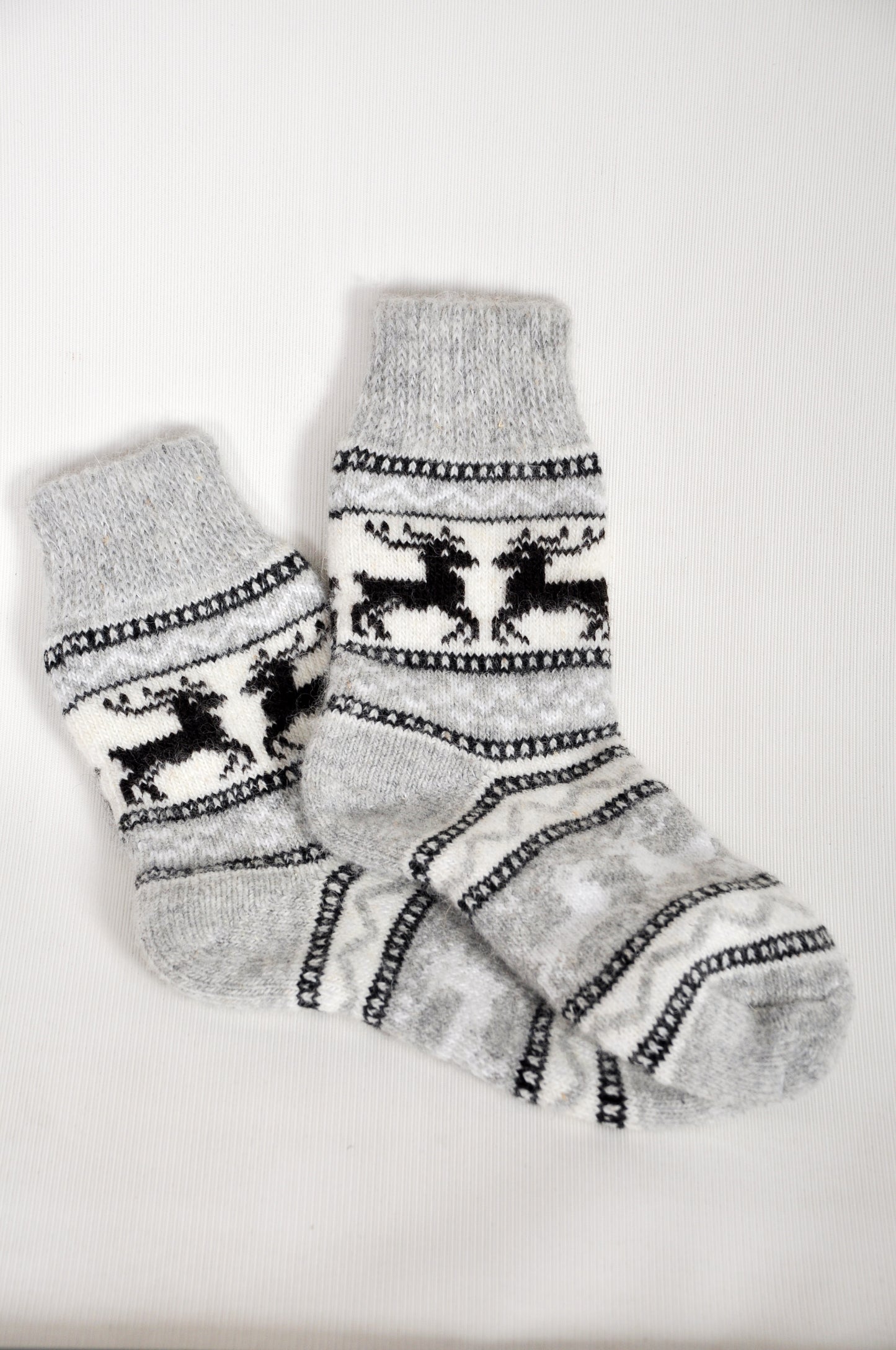 Women’s Wool Socks – Grey & Black Reindeer| UK 3.5–7