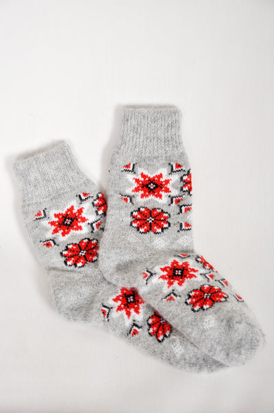 Women’s Wool Socks – Grey with Red Festive Flowers | UK 3.5–7