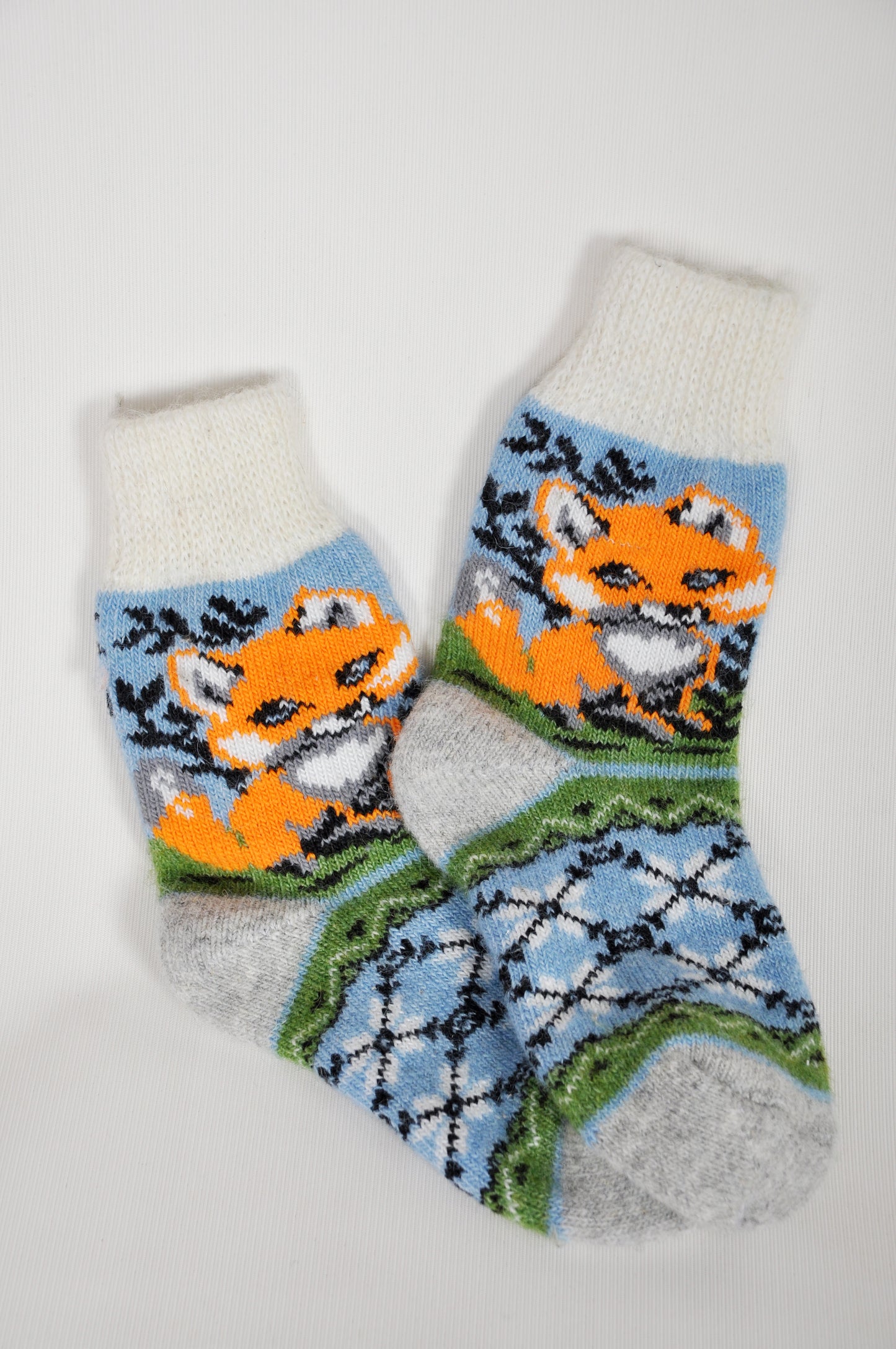 Women’s Wool Socks – Playful Fox Design | UK 3.5–7
