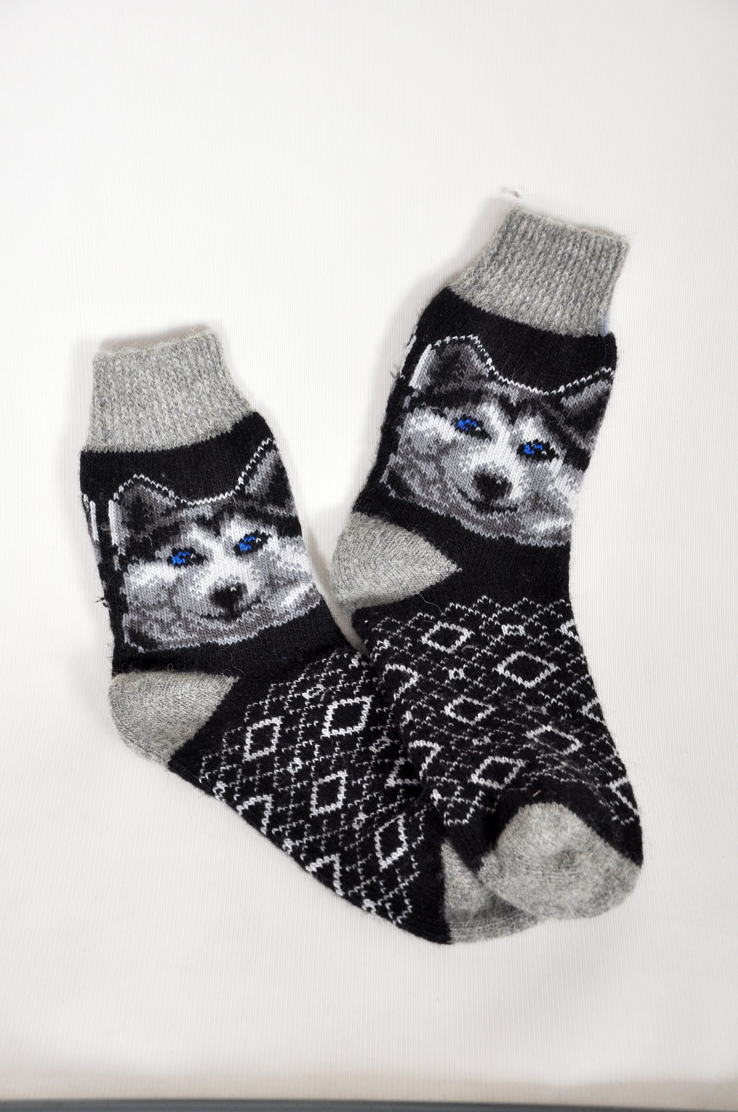 Men’s Wool Socks – Black Husky | UK 6.5–10.5