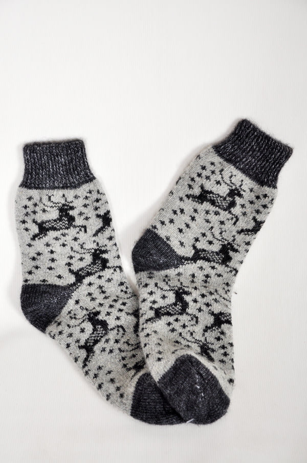 Men’s Wool Socks – Grey Reindeer Silhouette | UK 6.5–10.5