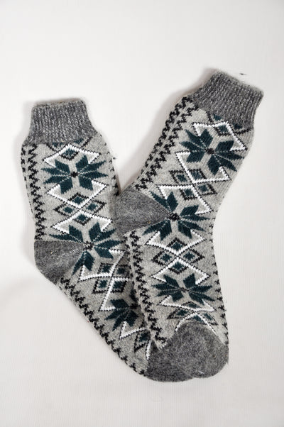 Men’s Wool Socks – Grey & Green Star | UK 6.5–10.5